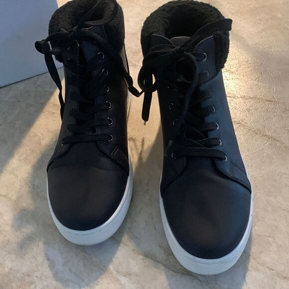 Black High Top Sneakers 9 - Picture 1 of 6